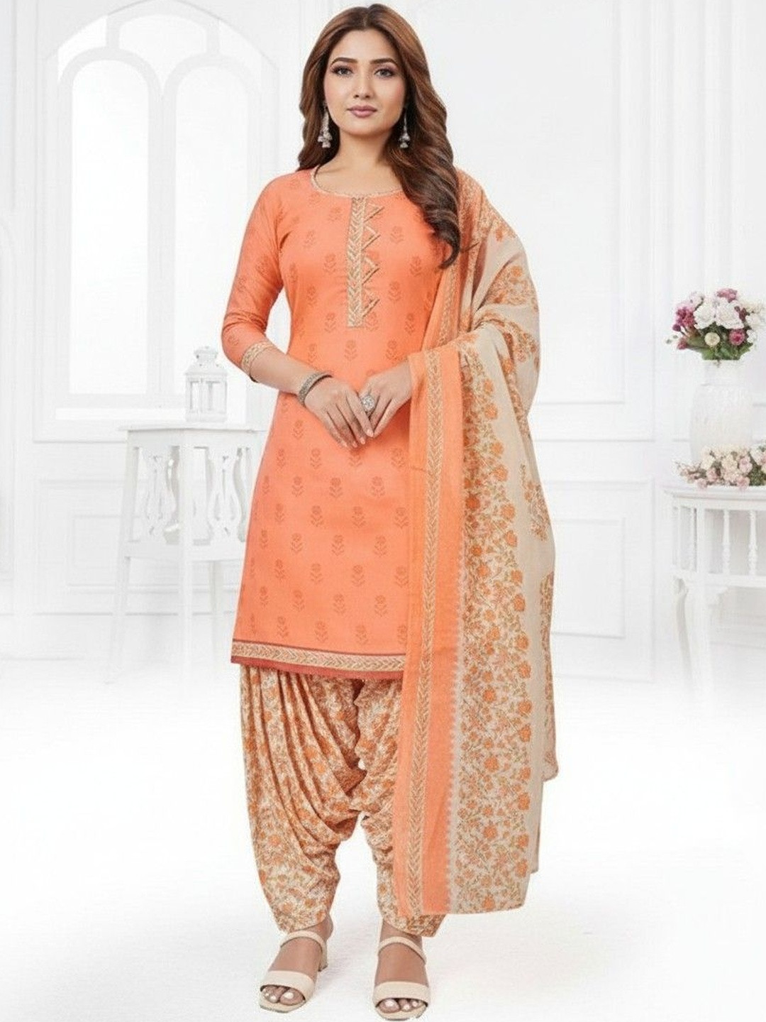 THE WEAVERS SHOP BY RAAVI Women Ethnic Motifs Printed Regular Thread Work Pure Cotton Kurta with Patiala &