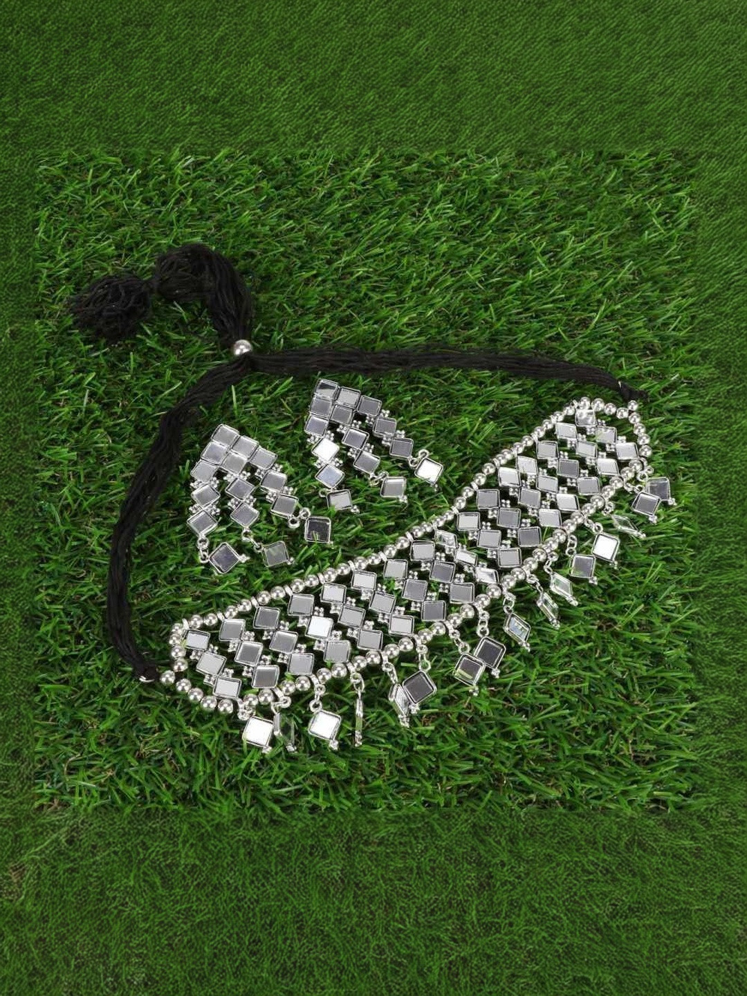 PINGHAKS Silver Plated Stones Studded Jewellery Set