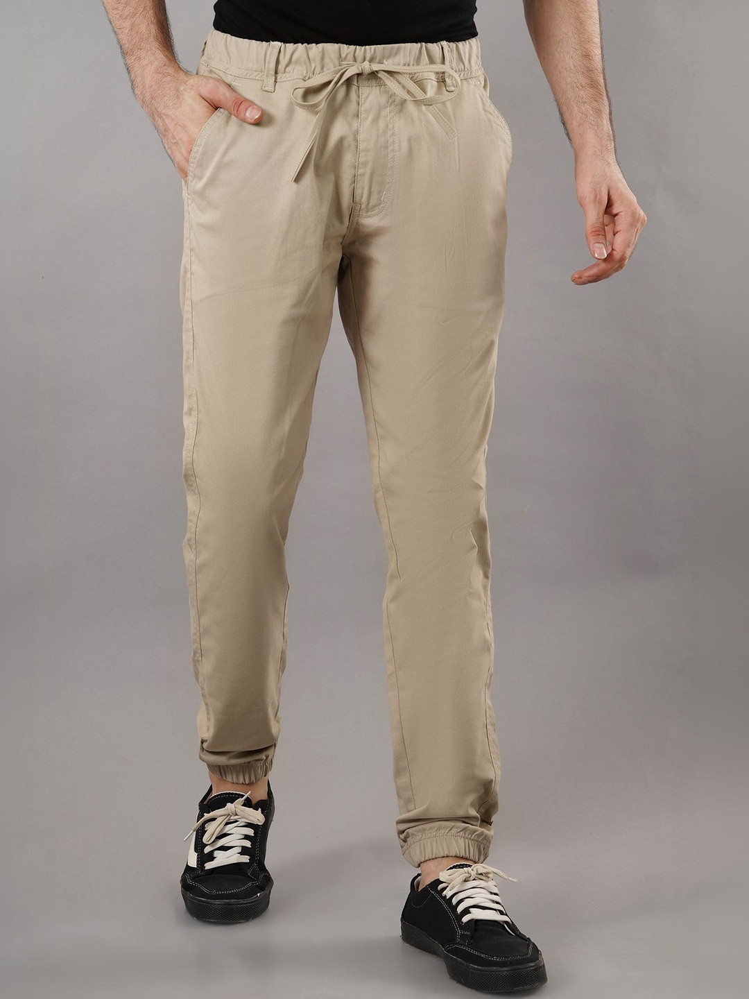 NIVASU Men Beige Solid Mid-Rise Tapered Jogger Chinos