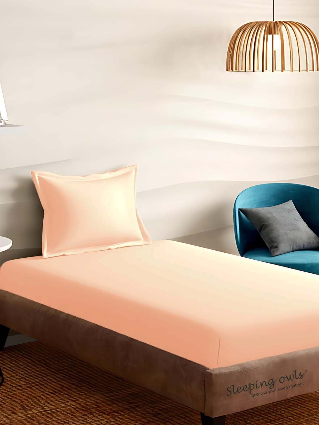 Sleeping Owls Peach-Coloured 210 TC Single Bedsheet with 2 Pillow Covers