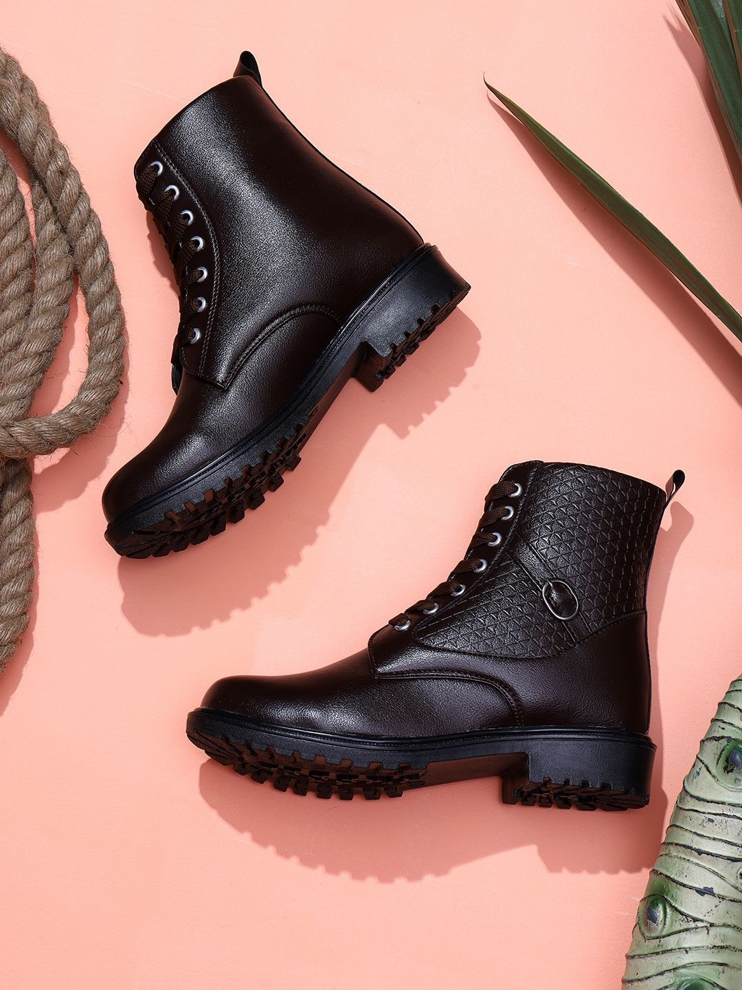 TRASE Labella Women Lace-Up Regular Boots