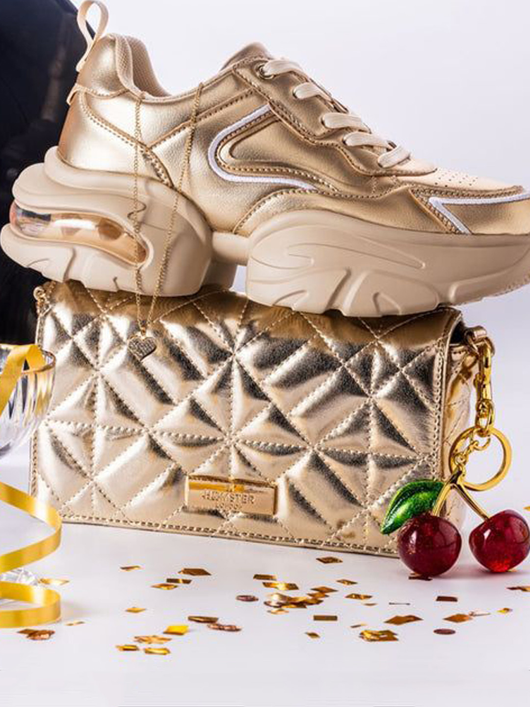 HAMSTER LONDON Geometric Self Design Quilted Beverley Mosaic Crossbody Handheld Bag