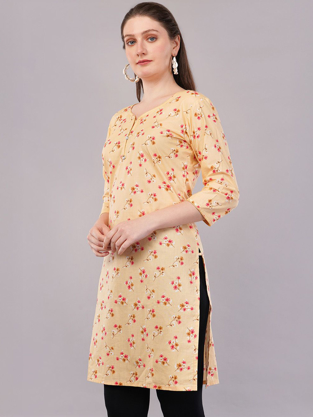 EELIKA Floral Printed V-Neck Three-Quarter Sleeves Cotton Straight Kurta
