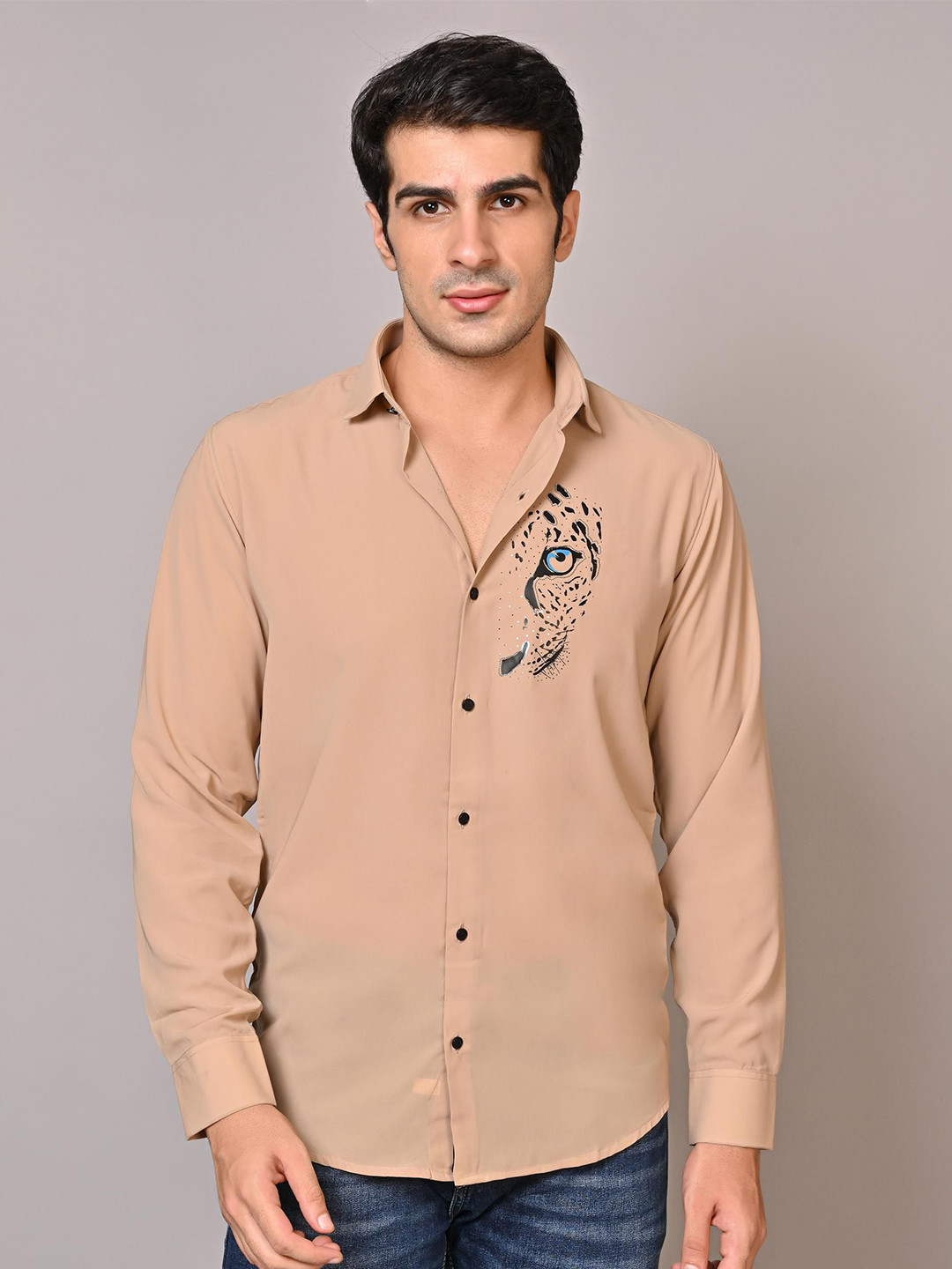 WHITE APPLE JNS Men Slim Fit Animal Printed Casual Shirt