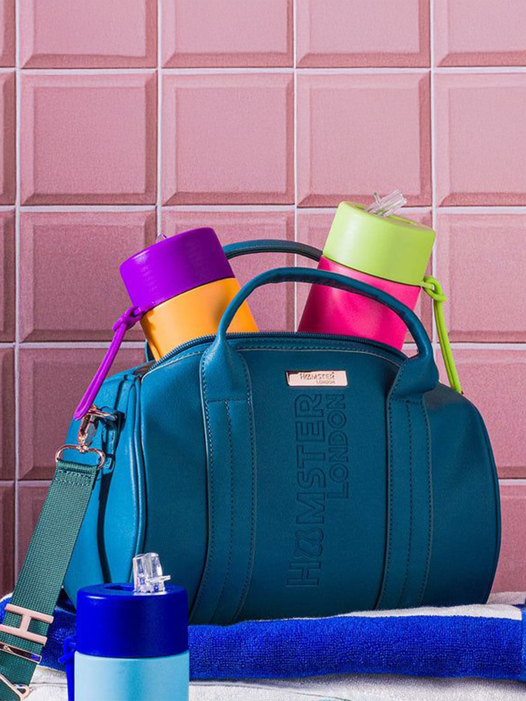 HAMSTER LONDON Women Textured Duffle  Bag