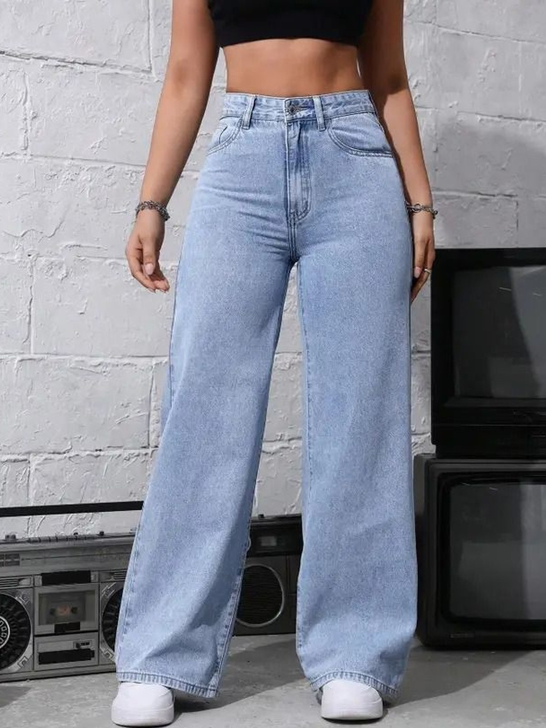 A1TUFF Women Jean Relaxed Fit High-Rise Light Fade Stretchable Jeans