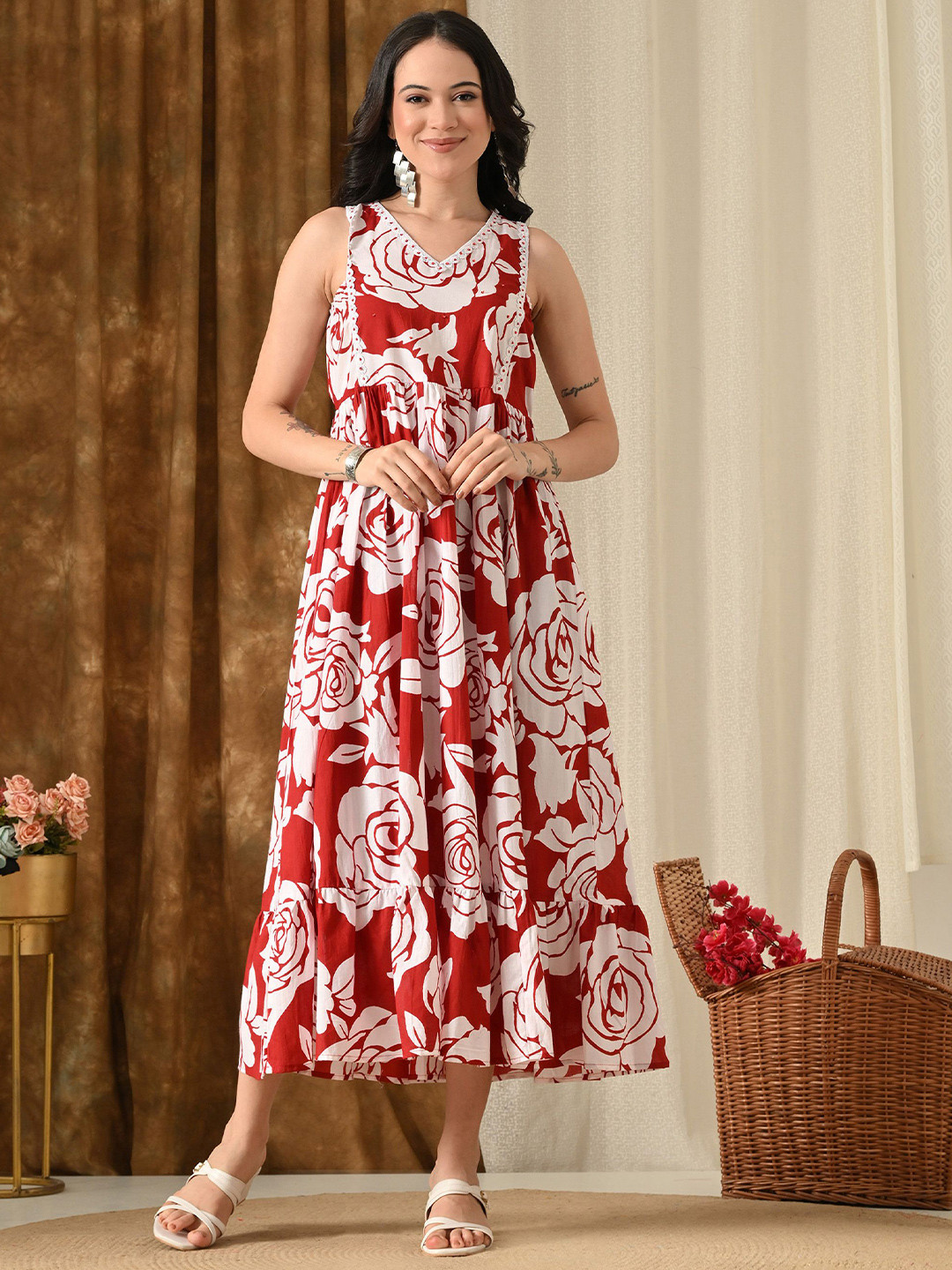 Vishishtah Floral Print A-Line Maxi Dress