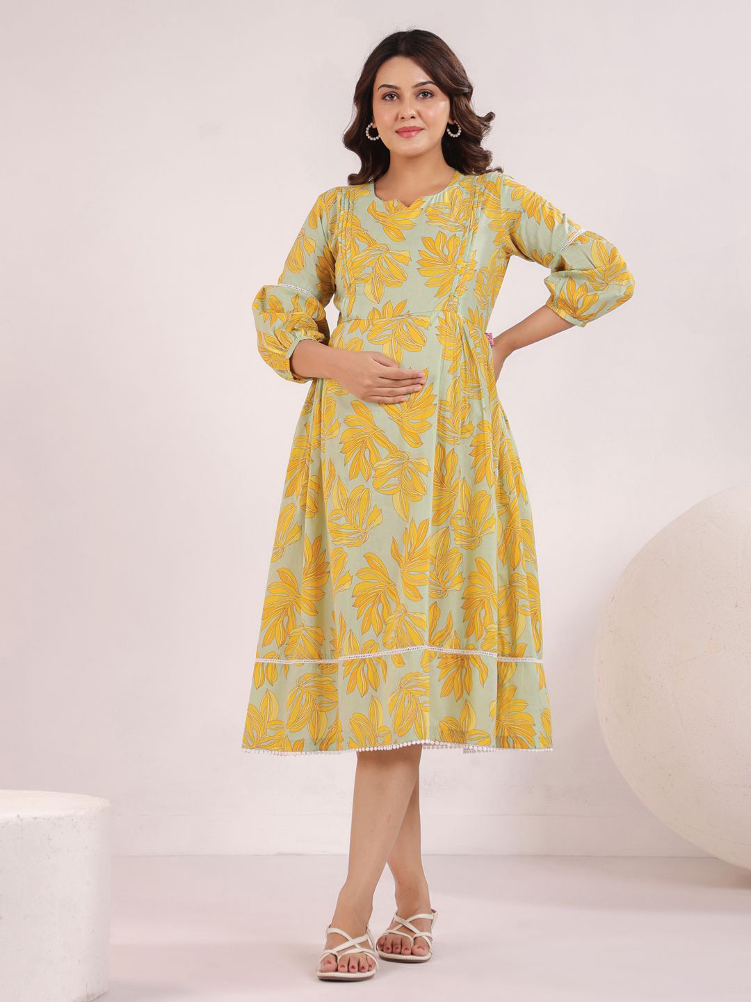 Ikk Kudi by Seerat Floral Print Puff Sleeve Maternity A-Line Midi Dress