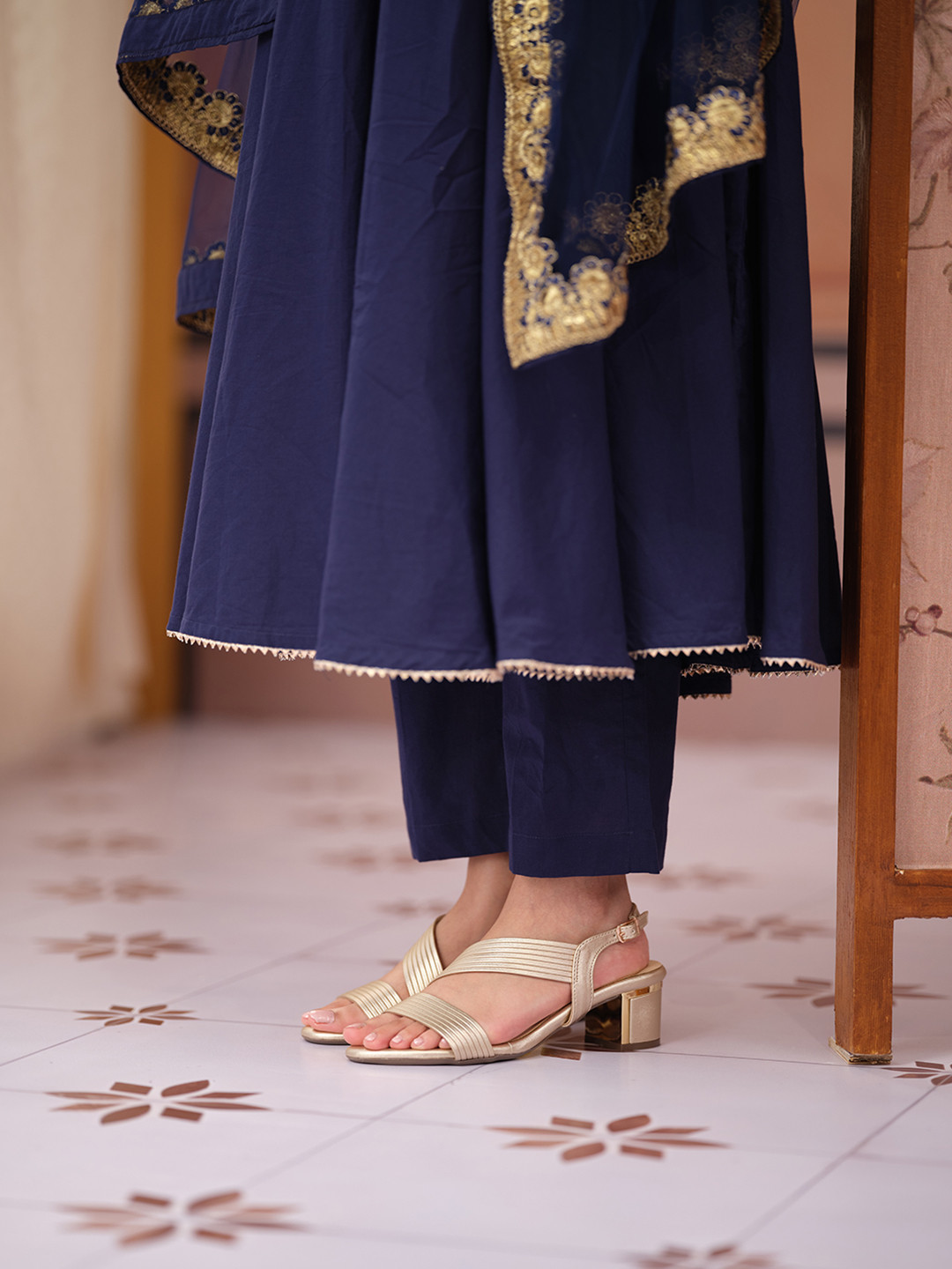 ERIDANI Cathie Women Striped Open Toe Party Block Sandals