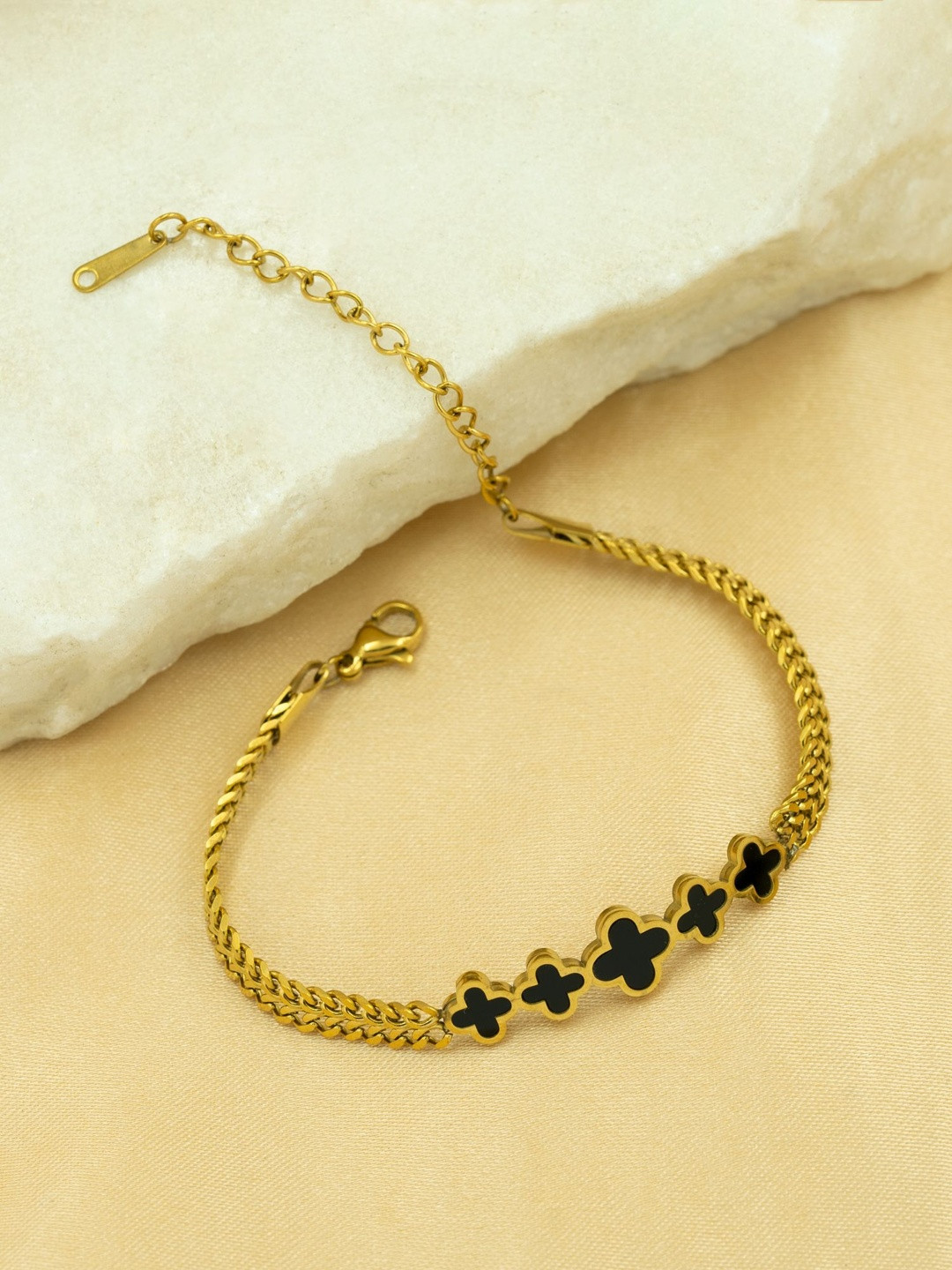 ARTKLIM Gold-Plated Clover Charm Anti-Tarnish Link Bracelet