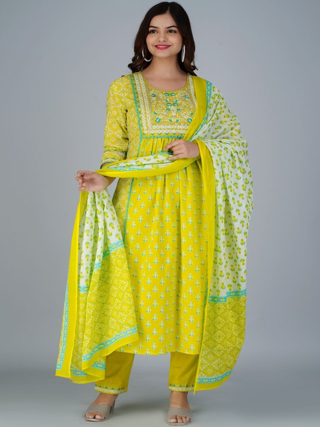 PEARL VISION Floral Printed Mirror Work Pure Cotton Kurta With Palazzos & Dupatta