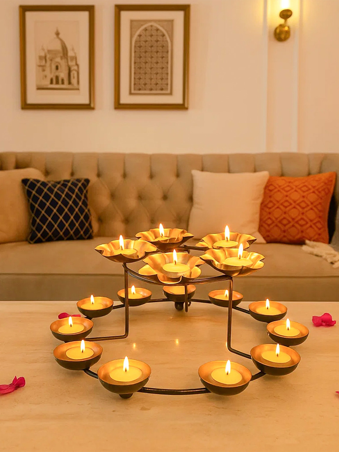 MARKET99 Black & Gold-Toned Katori Tree Candle Holder