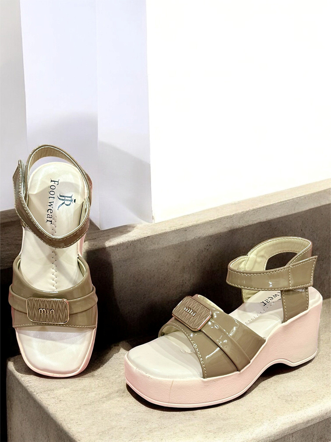 RJ FOOTWEAR Girls Comfort Sandals