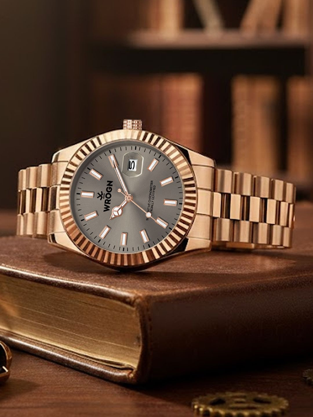 WROGN Men Dial & Bracelet Style Straps Analogue Date Aperture Watch HOBWRG0499-GRY