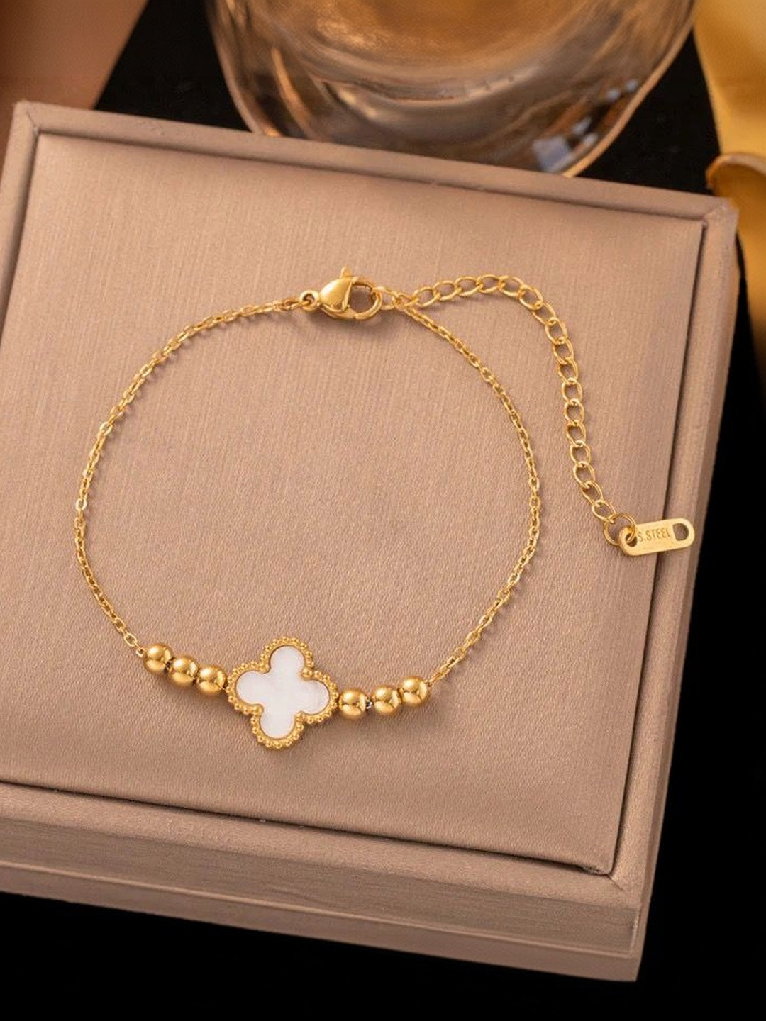 MODE & MINIMAL Women Gold-Plated Wraparound Bracelet