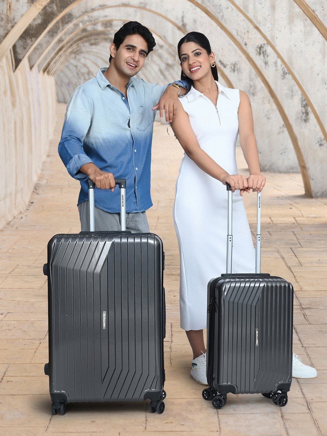 Red Tape Unisex ABS & Polycarbonate 360-Degree 8 Wheel Set Of 2 Large & Cabin Trolley Bags
