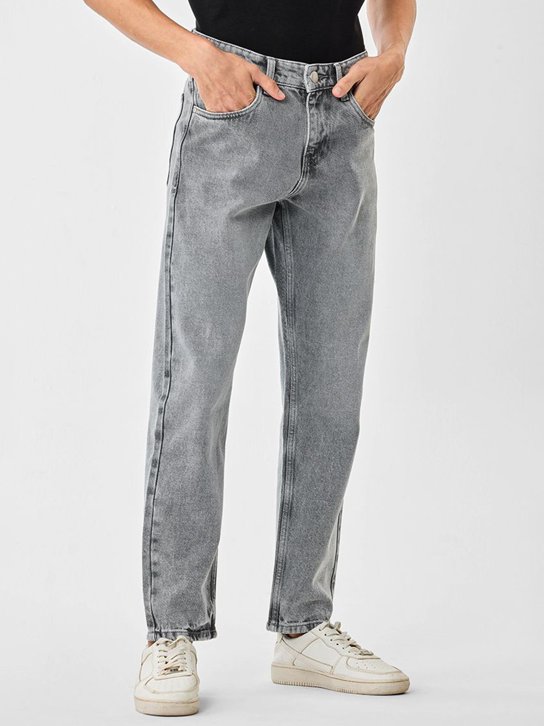 Snitch Men Light Grey Relaxed Fit Mid-Rise Washed Pure Cotton Jeans
