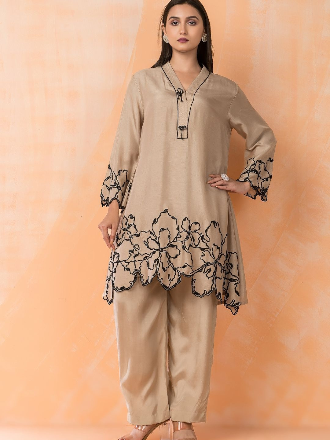 SACRED SUTA Embroidered Sacredsuta Designer V-Neck Top With Trousers Co-Ords