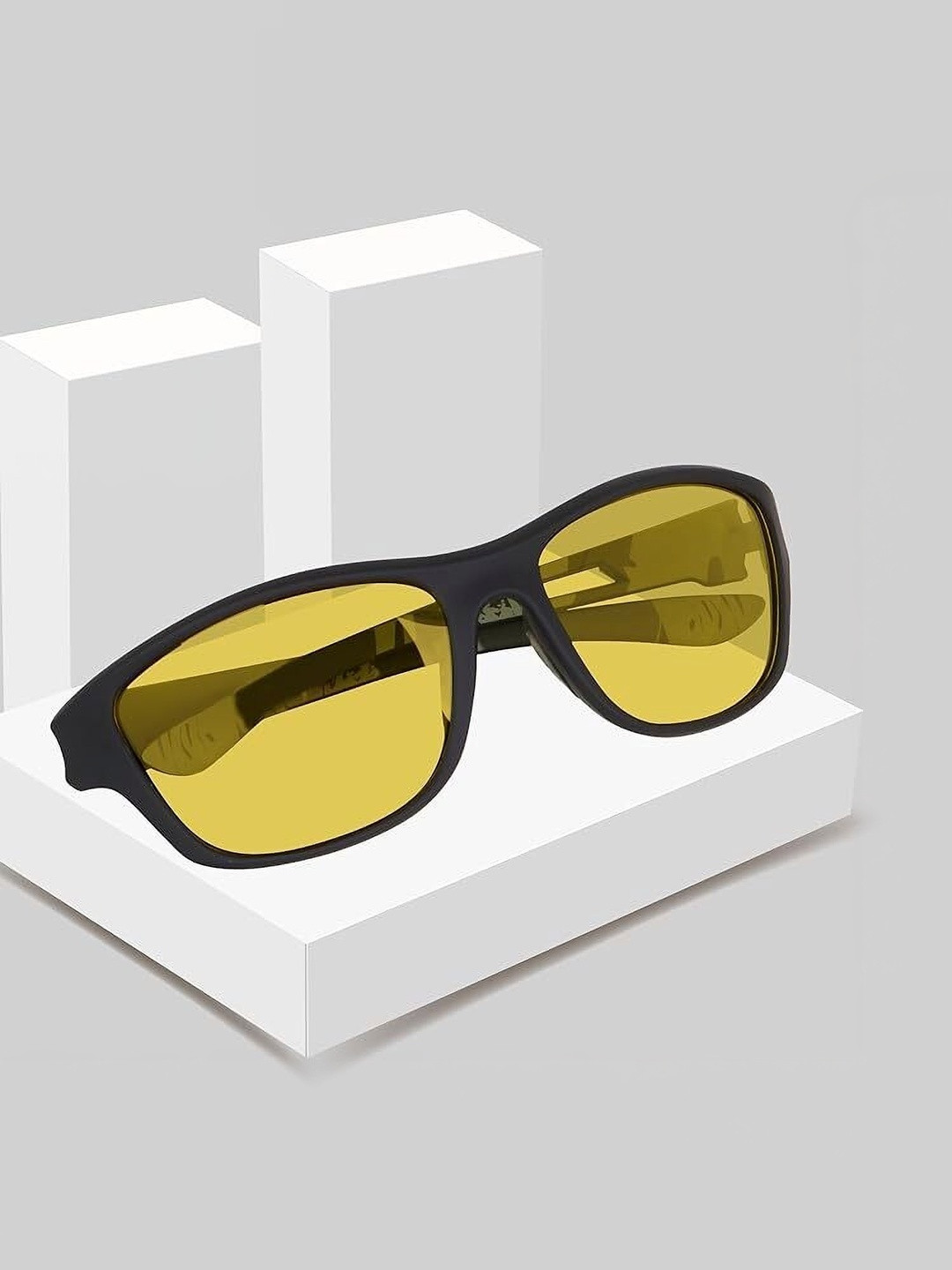 Being Better Unisex Yellow Lens & Black Rectangle Sunglasses with