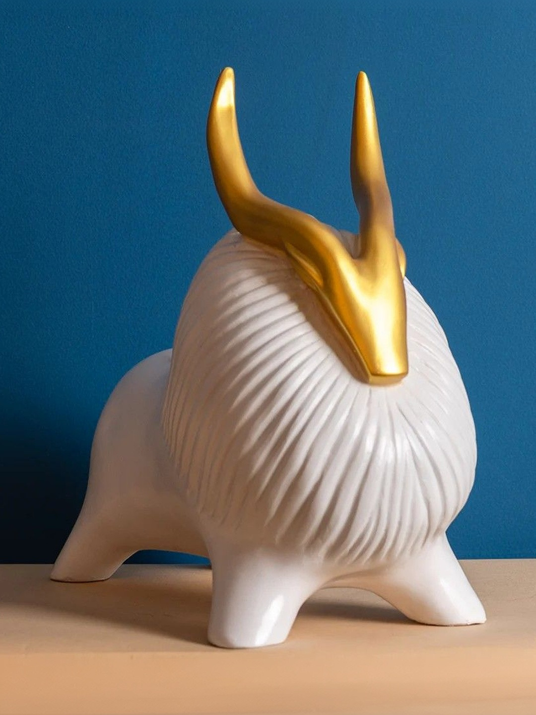 THREADVIBE LIVING White Glossy Bedroom Medium Showpiece 11.8 Inch