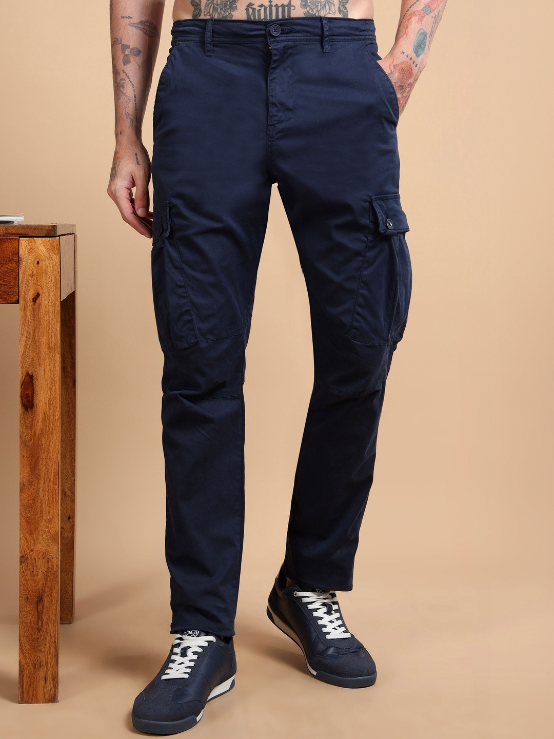 RIGS AND RAGS Men Original High-Rise Regular Fit Easy Wash Cargos Trousers
