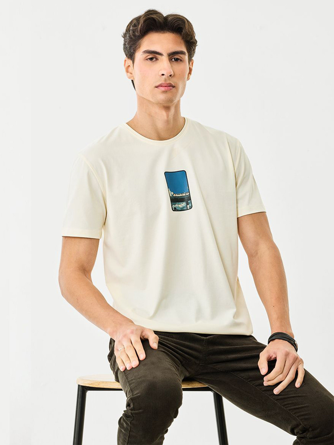 Snitch Graphic Blended Round Neck Short Sleeves T-shirt