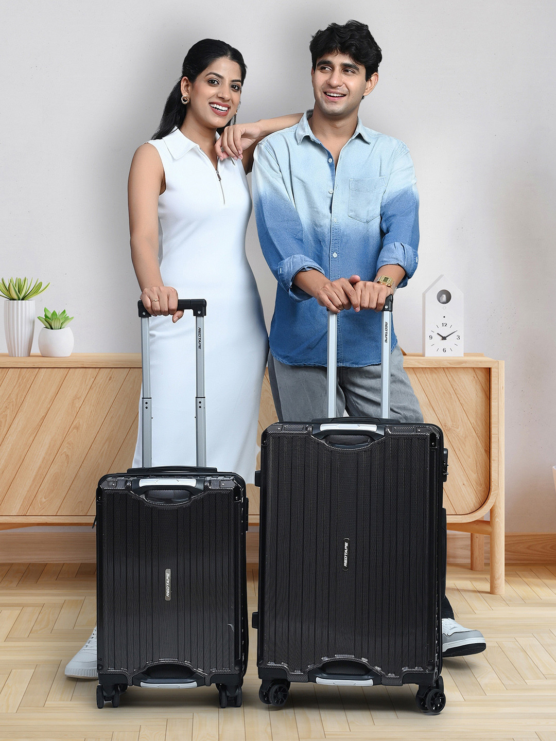 Red Tape Unisex ABS & Polycarbonate 360-Degree 8 Wheel Set Of 2 Medium & Cabin Trolley Bags