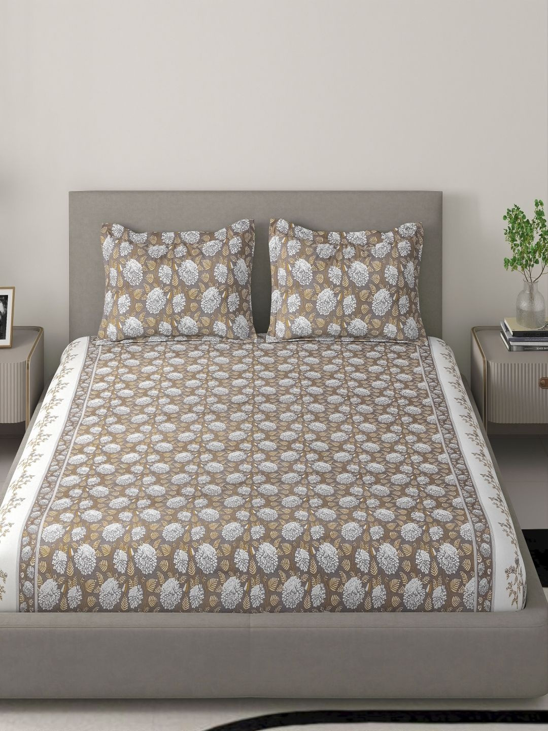 Bedirah Living Brown Floral 300 TC King Bedsheet with 2 Pillow Covers