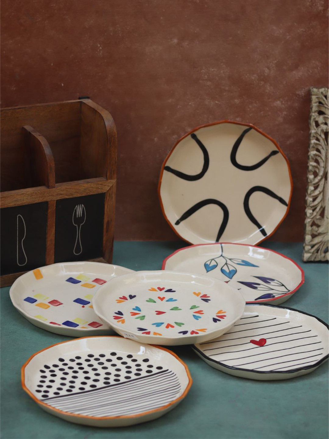 WEAVING HOMES White & Blue 6 Pieces Floral Printed Ceramic Glossy Feast Snack Plates