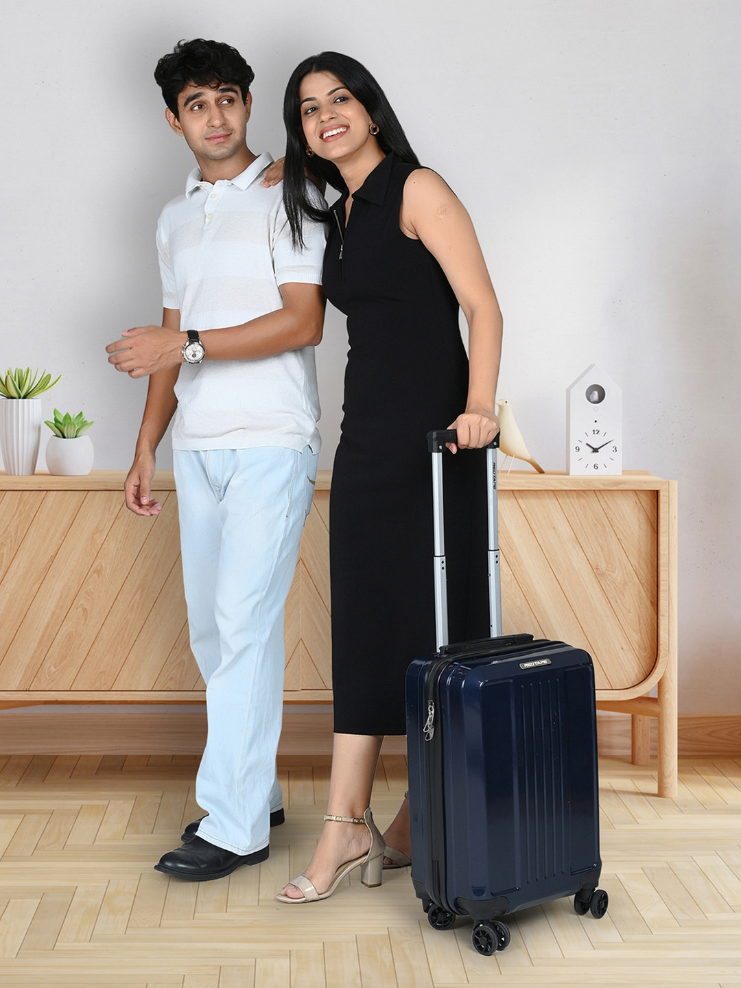 Red Tape Unisex 40L Navy ABS & Polycarbonate Hard Small Cabin-in Trolley Bag