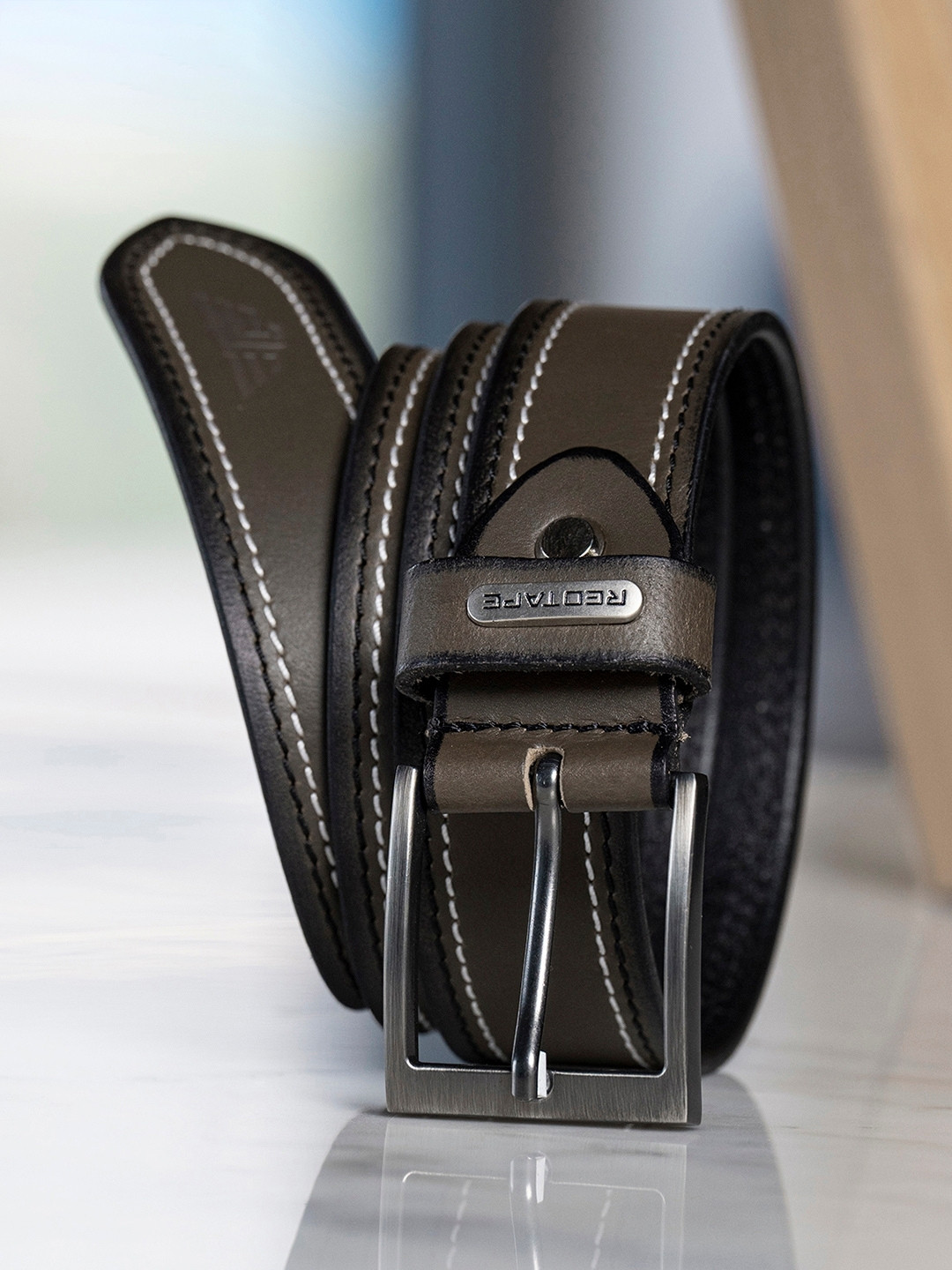 Red Tape Men Leather Belt