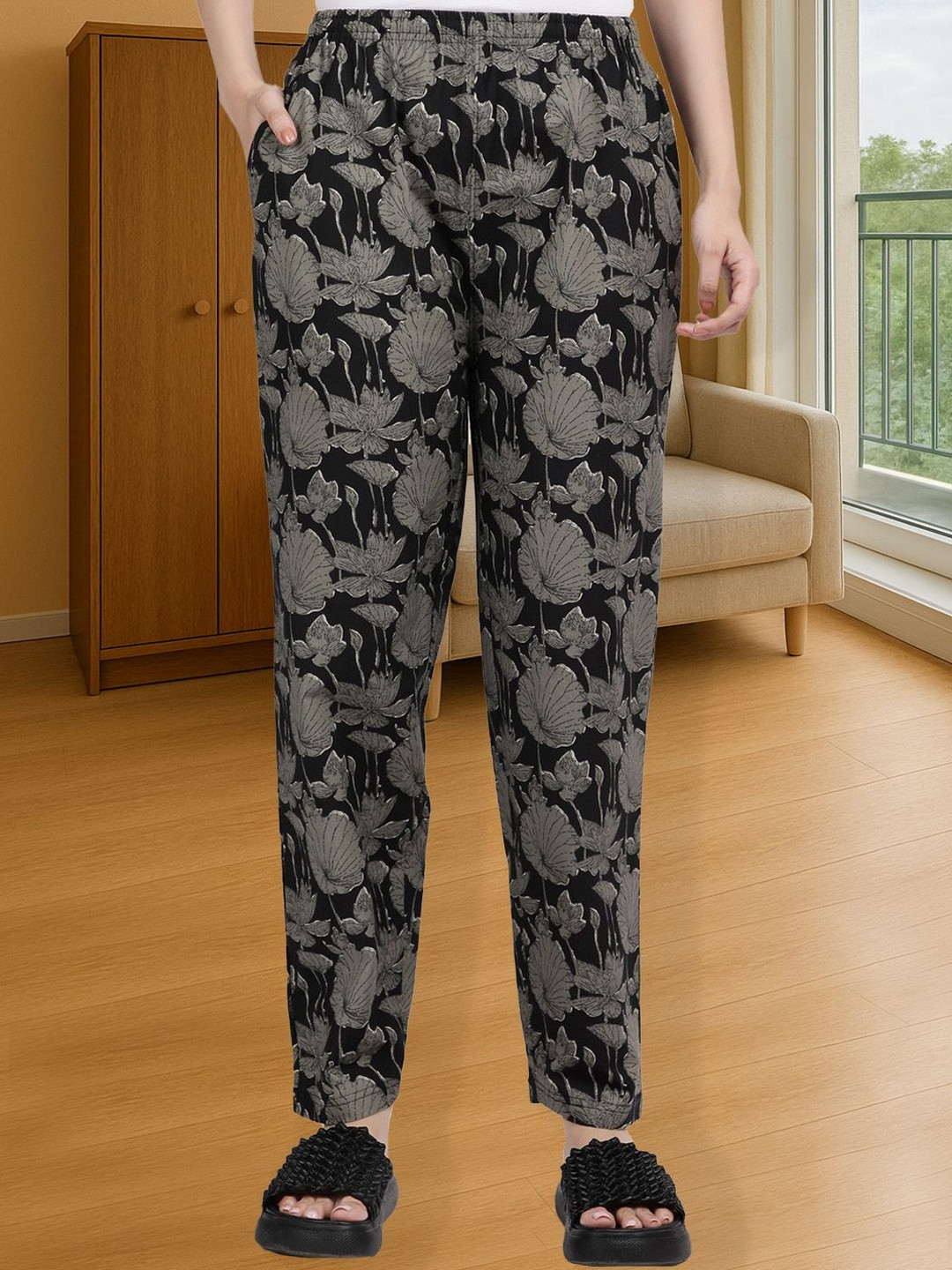 Kryptic Women Floral Printed Relaxed-Fit Mid-Rise Pure Cotton Lounge Pants