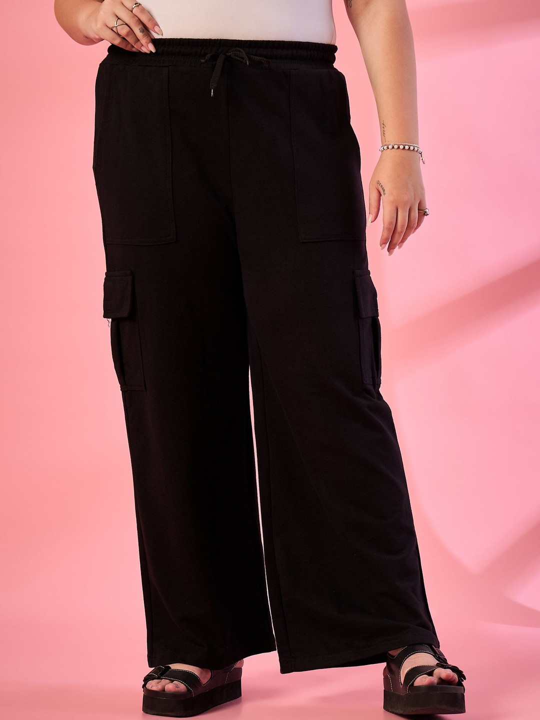 ALIZA Women Plus Size Mid-Rise Relaxed Fit Cotton Drawstring Cargos Trousers