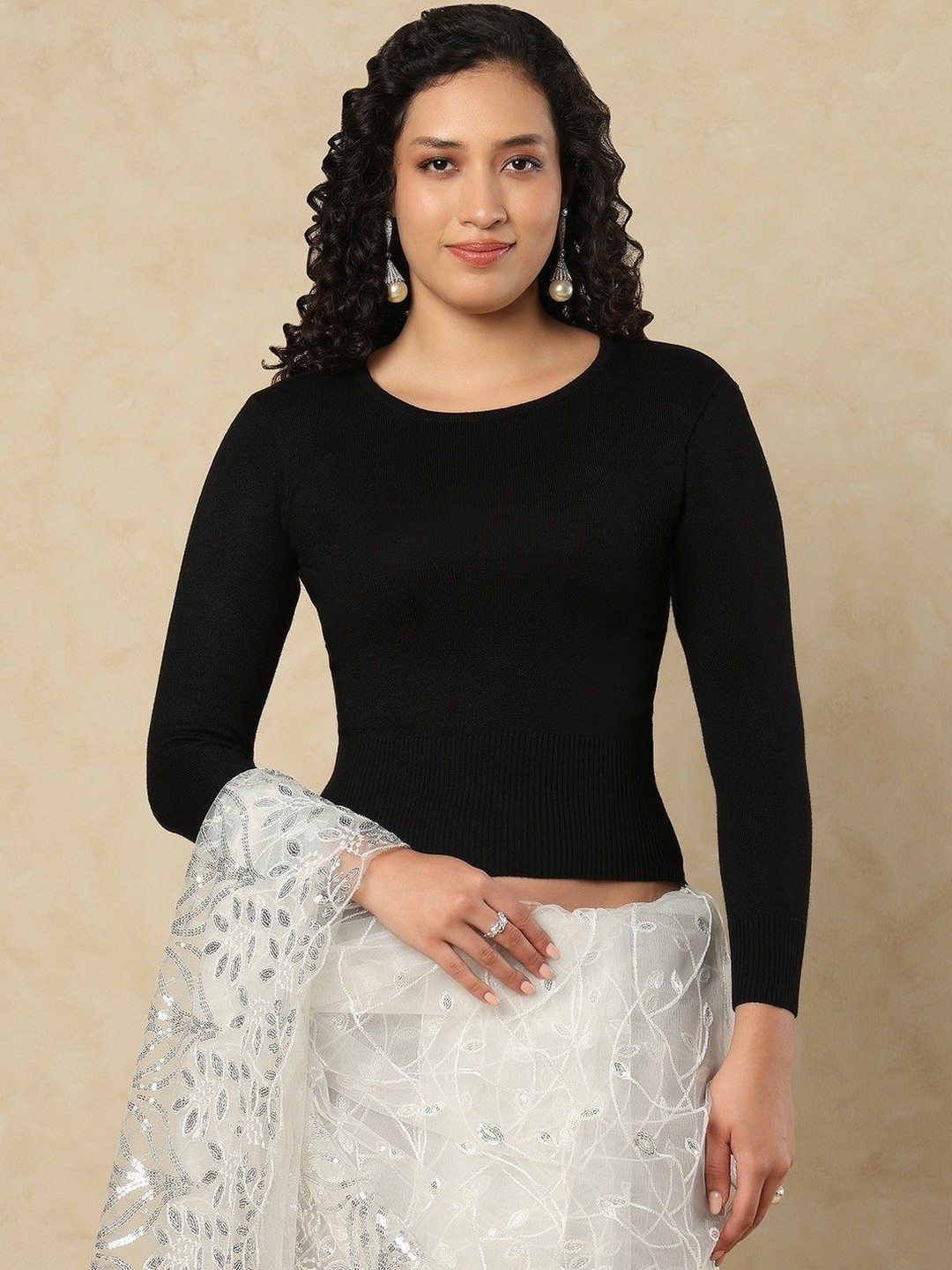 SALWAR STUDIO Women Woollen Round Neck Long Sleeves Saree Blouse