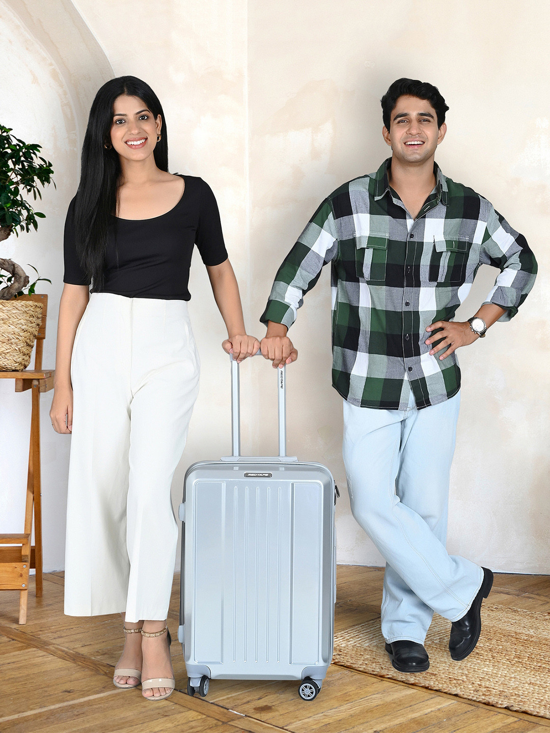 Red Tape Unisex 60L Silver ABS & Polycarbonate Hard Medium Check-in Trolley Bag