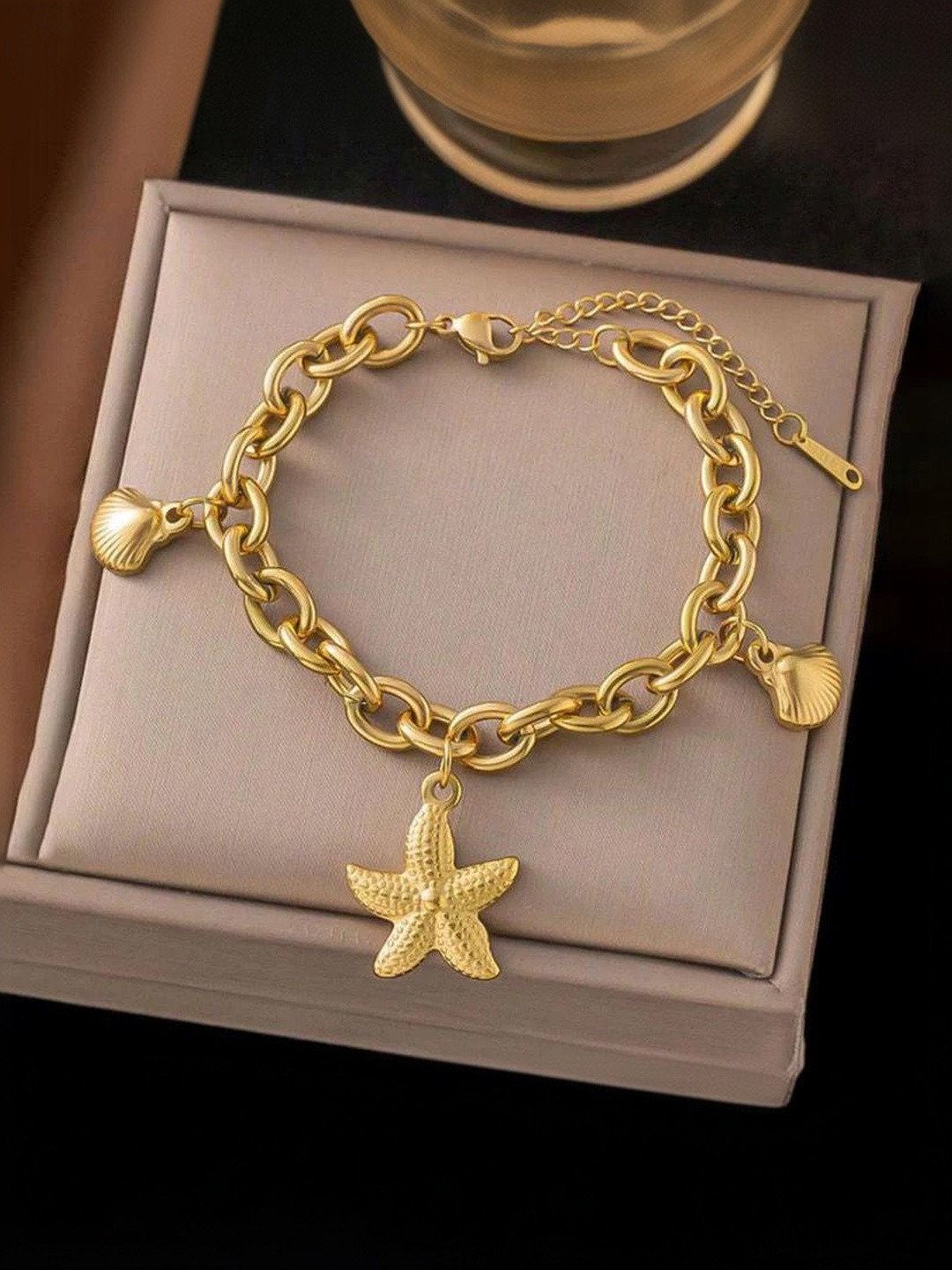 MODE & MINIMAL Women Gold-Plated Link Bracelet