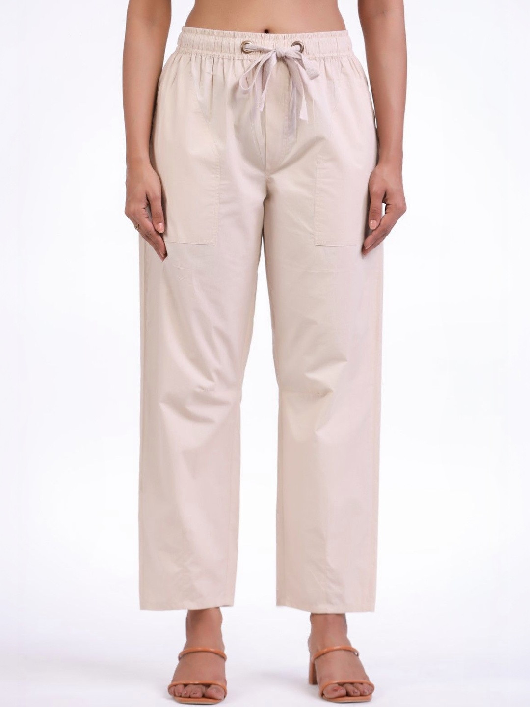 MUUN Women Relaxed Trousers