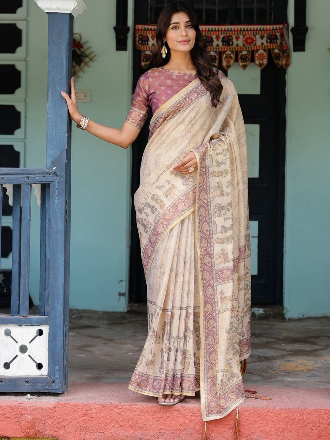 ALMAARI FASHION Ethnic Motifs Pure Cotton Kanjeevaram Saree And Unstitched Blouse