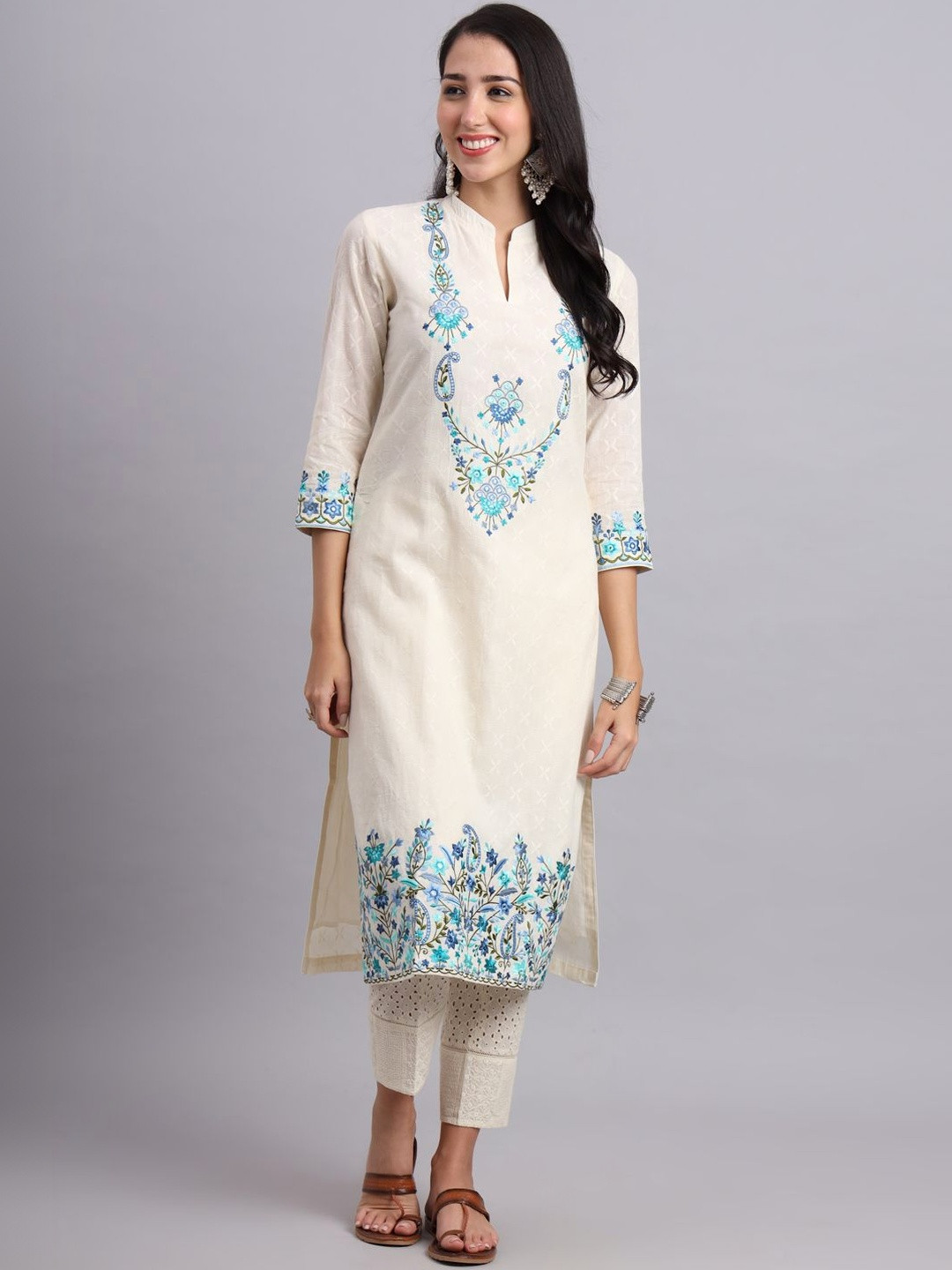 Ronika Embroidery Women Ethnic Motifs Embroidered Regular Thread Work Pure Cotton Kurta with Trousers