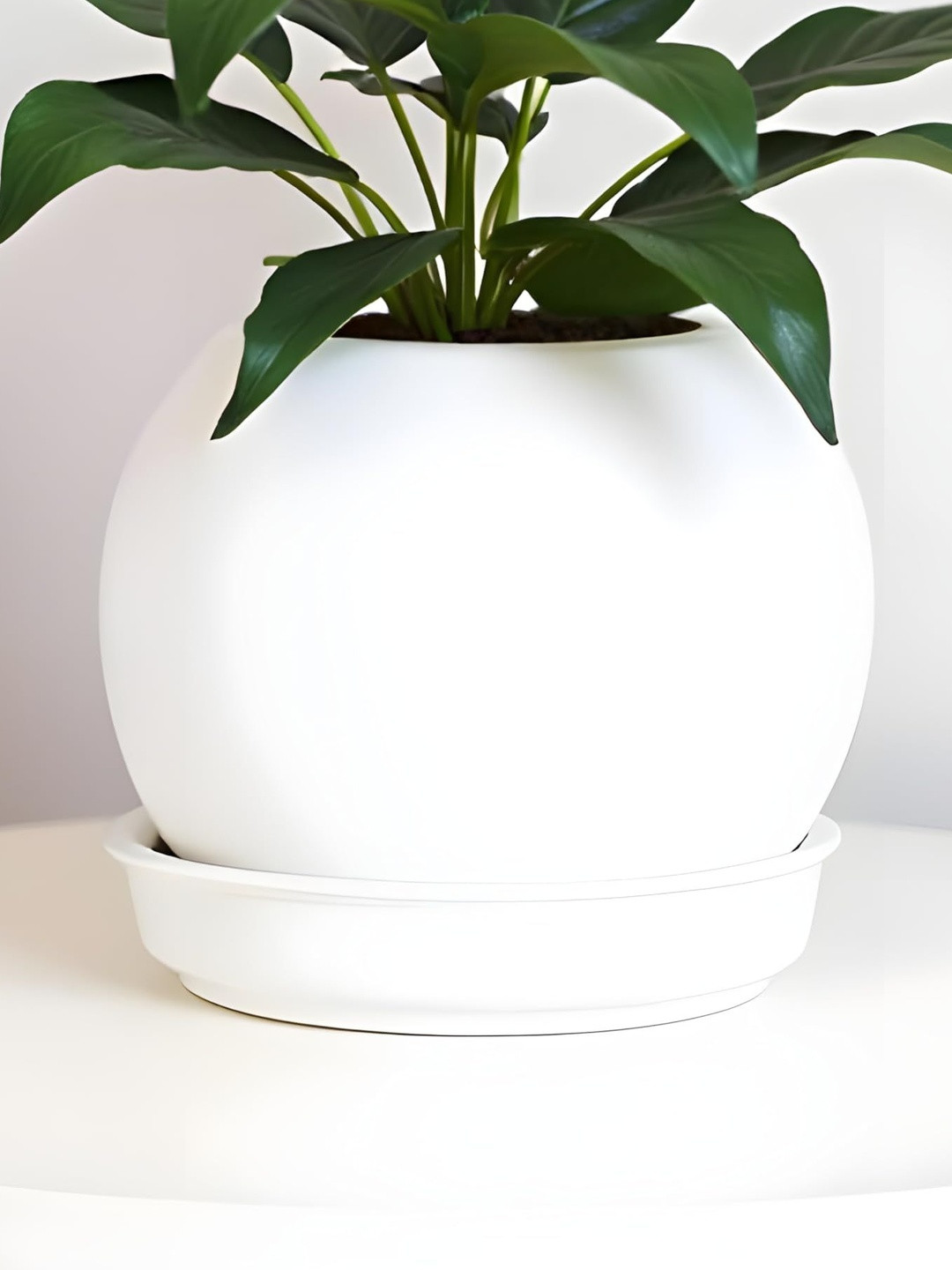 LASAKI Peblo White Ceramic Handmade Planter With Plate