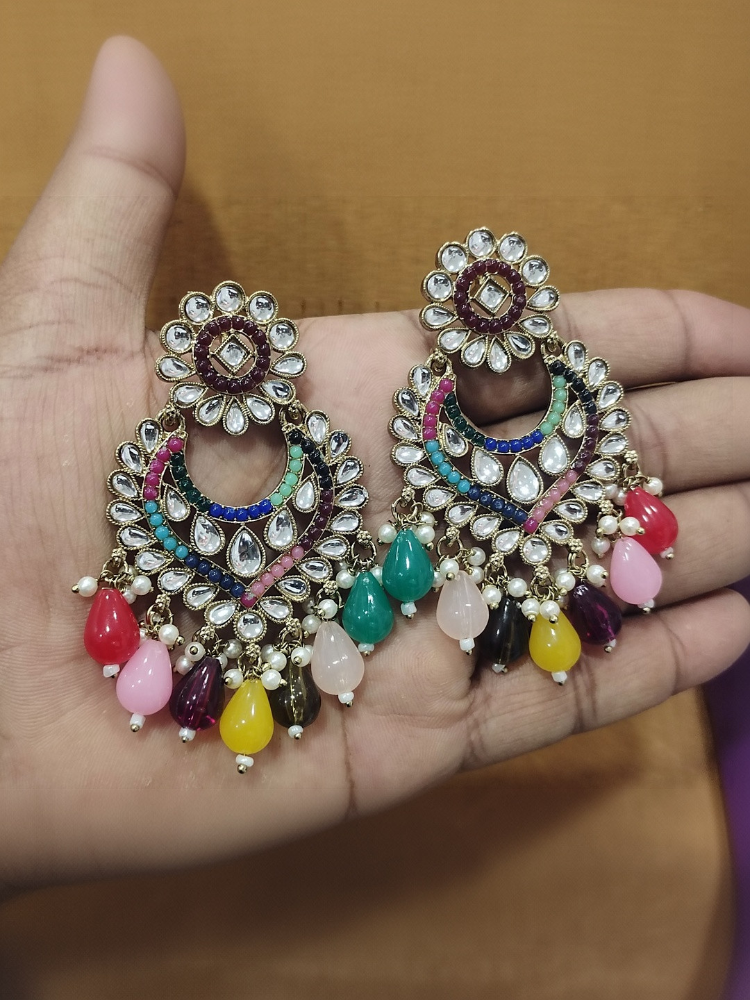 Women Click Crescent Shaped Chandbalis Earrings