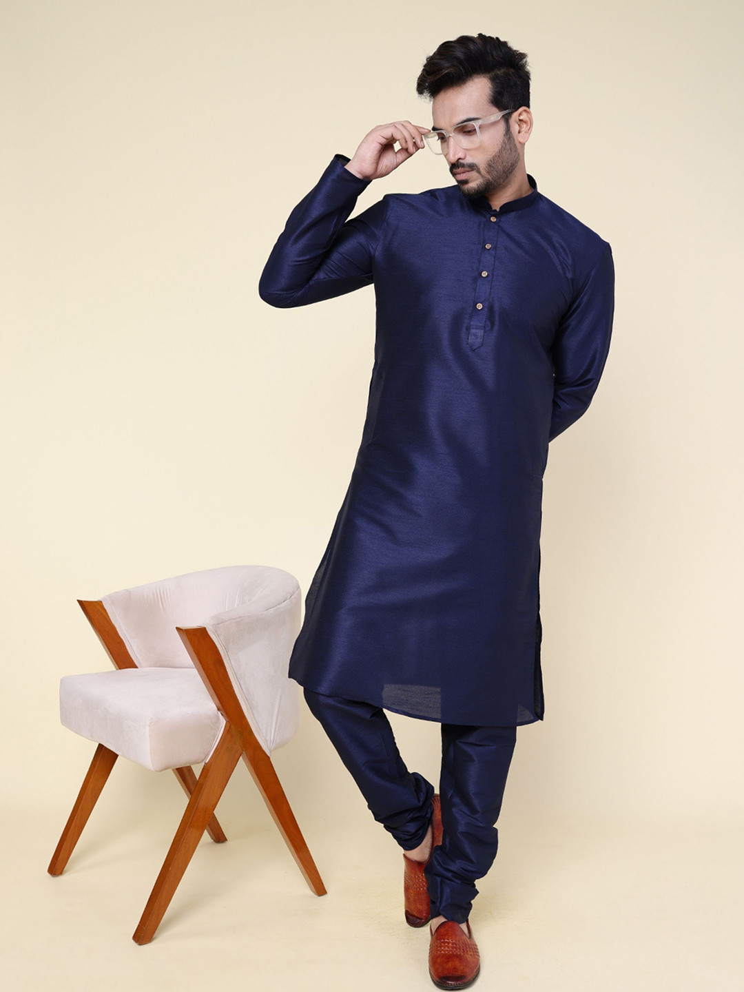 W & G Men Silk Blend Soft Finish Mandarin Collar  Regular Fit Kurta