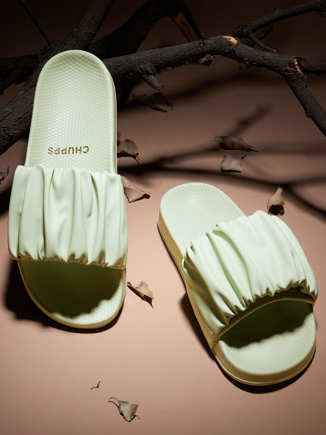 CHUPPS Women Solid Ruffle Core Sliders Flip Flops