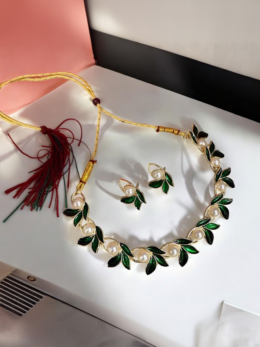 Women Click Gold-Plated Artificial Beads-Studded Jewellery Set