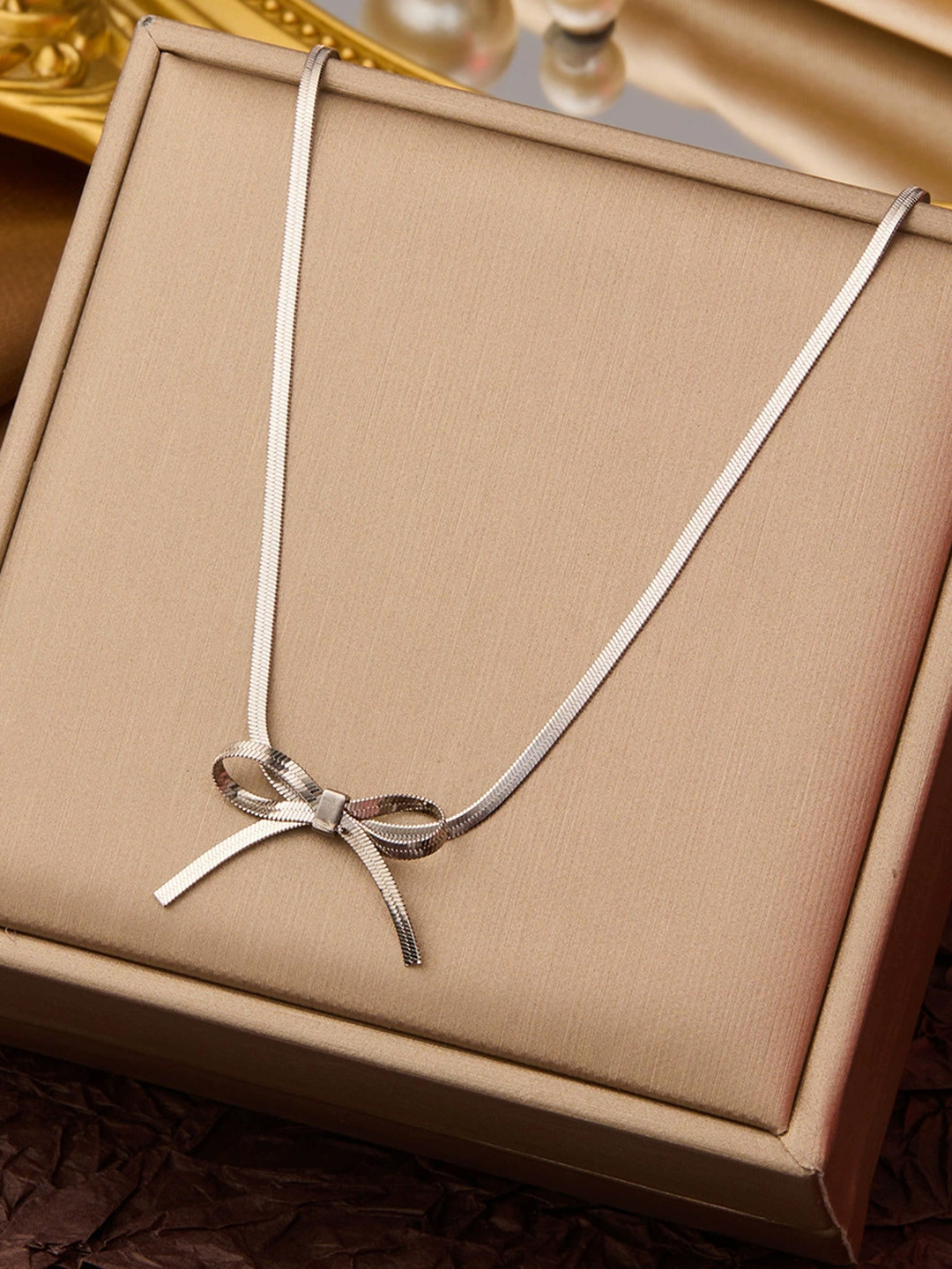 Just Lil Things Minimal Chain