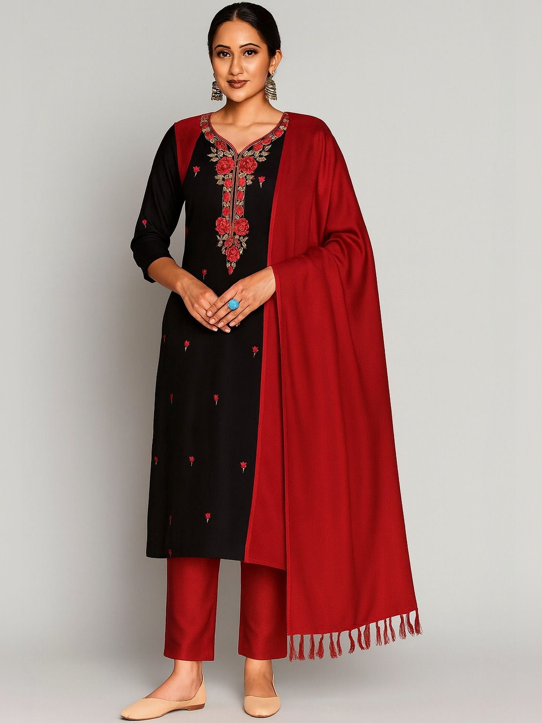 Vrinde Woolen Embroidered Salwar Suit & Stole Unstitched Winter Dress Material
