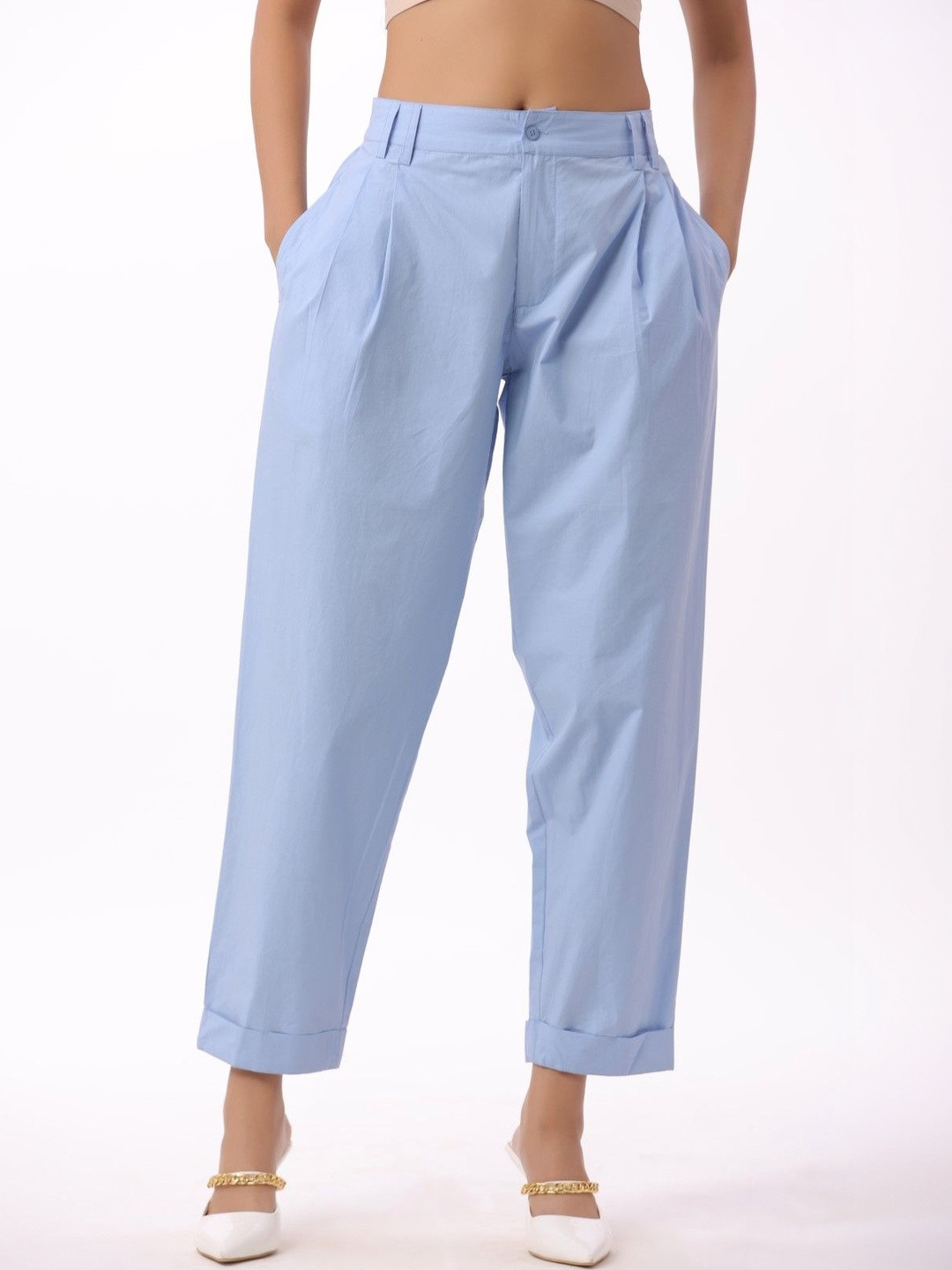 MUUN Women Relaxed Pleated Trousers