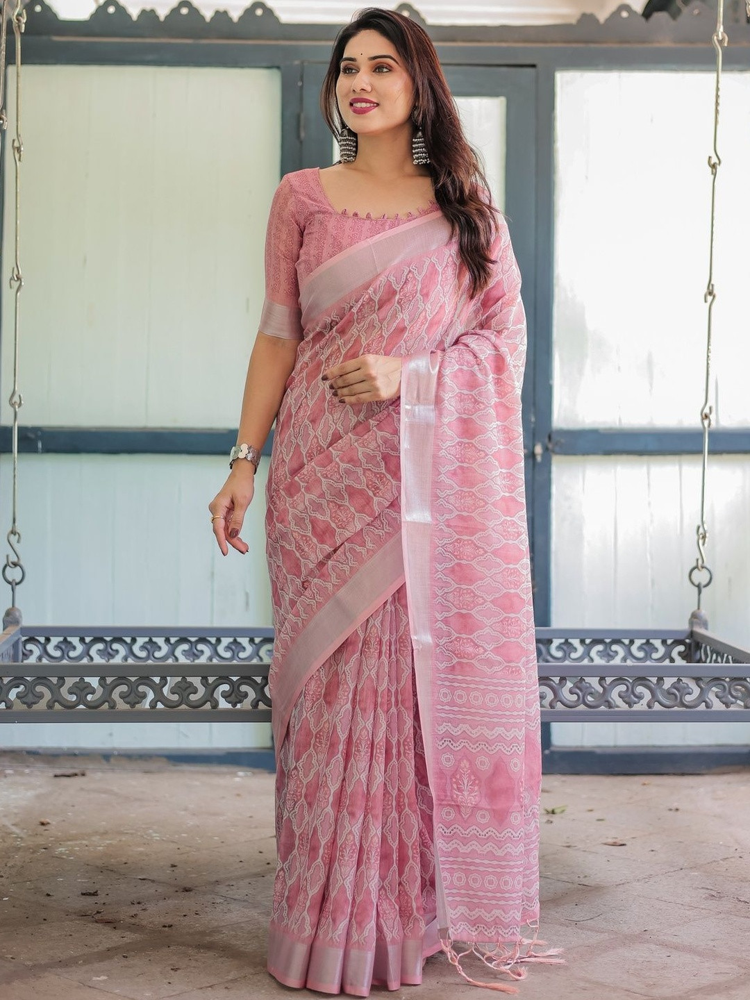 ALMAARI FASHION Pure Linen Comfortable Fit Banarasi Saree
