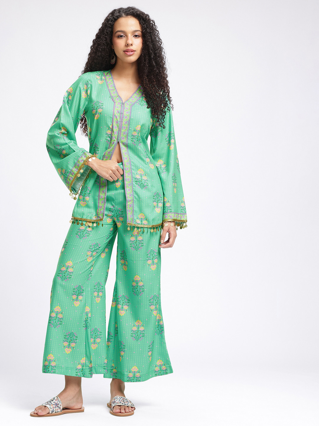 fusion by glitchez Floral Printed V-Neck Slit & Lace Detail Detail Top With Trouser
