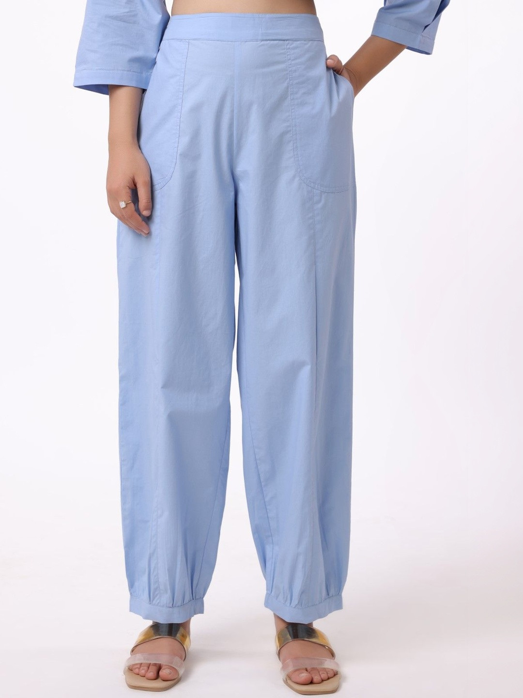 MUUN Women Relaxed Trousers